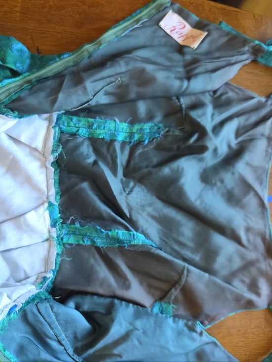 Vintage 1950s RAPPI Emerald Green Floral Brocade Gown - Rare 25" Wasp Waist - Picture 15 of 16